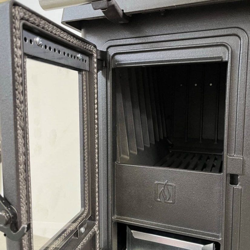 PLAMEN Sporák na tuhá paliva SLAVONAC N - P černý