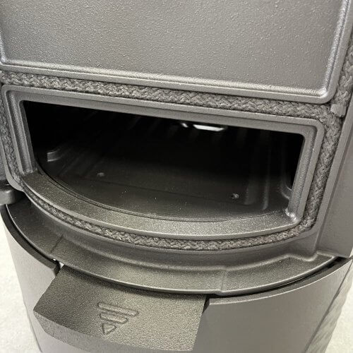 PLAMEN Litinová krbová kamna TARA - černá