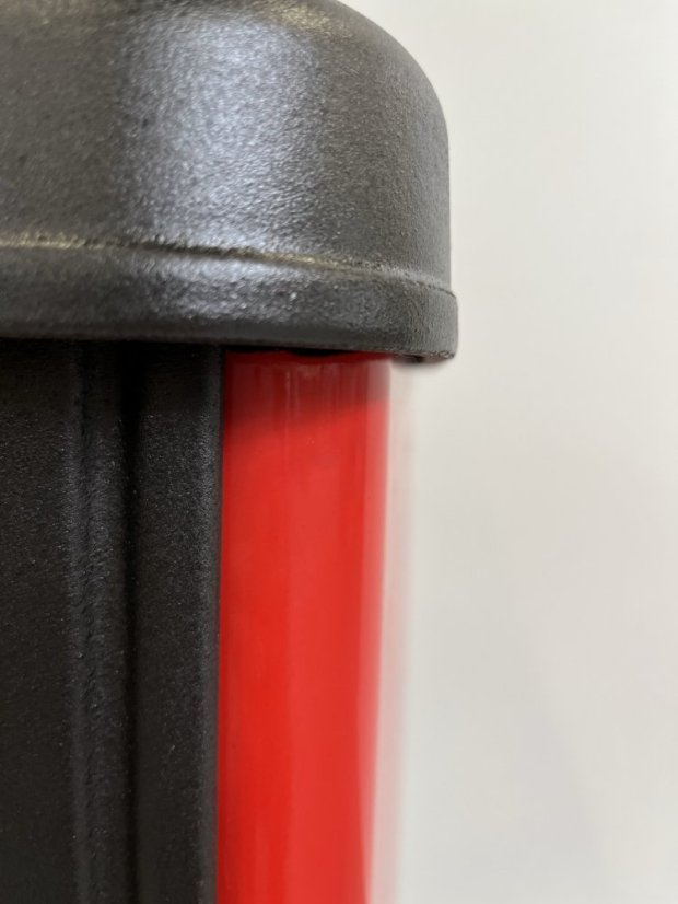 PLAMEN Litinová krbová kamna MAESTRAL N - červená