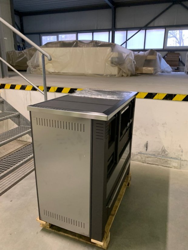 PRO-TERMO Sporák na tuhá paliva PANONIA P - inox