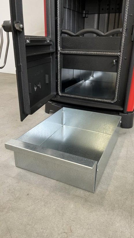 PLAMEN Litinová krbová kamna MAESTRAL N - červená