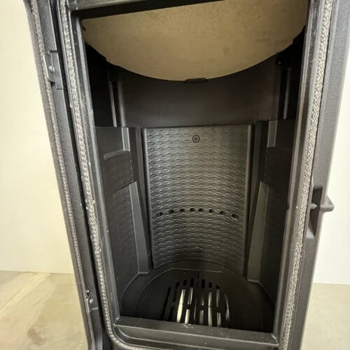 PLAMEN Litinová krbová kamna NERA - černá