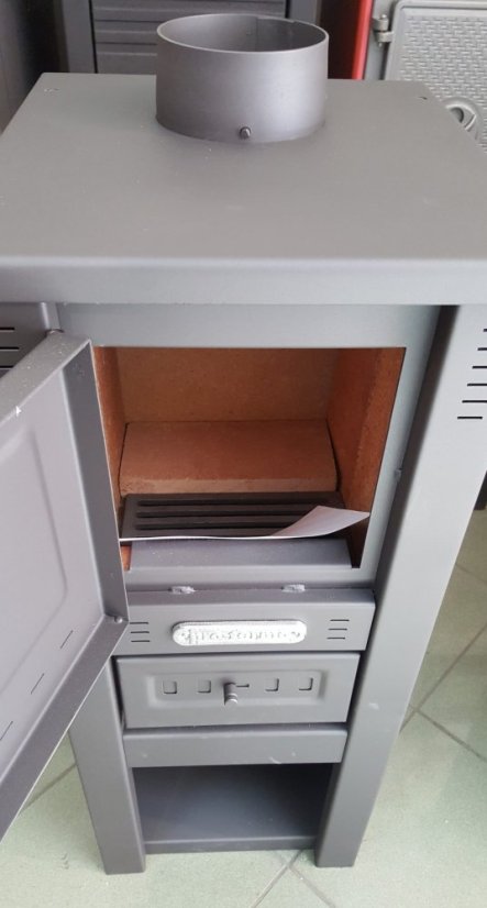 PRO-TERMO Krbová kamna LAVA BASIC - černá